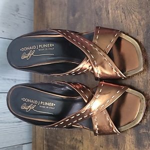 DONALD J PLINER platform Wedge made in Italy Size 7M